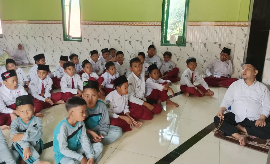 0408__Jamaah_Dhuhur.jpg