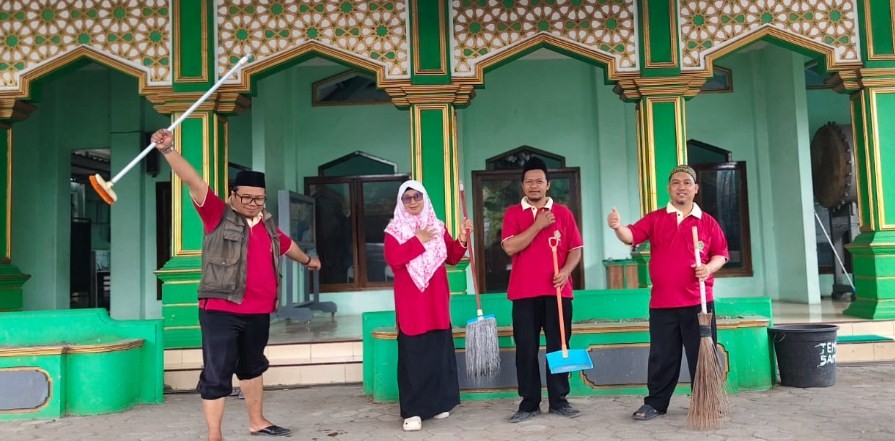 13__gerakan_bersih_masjid.jpg