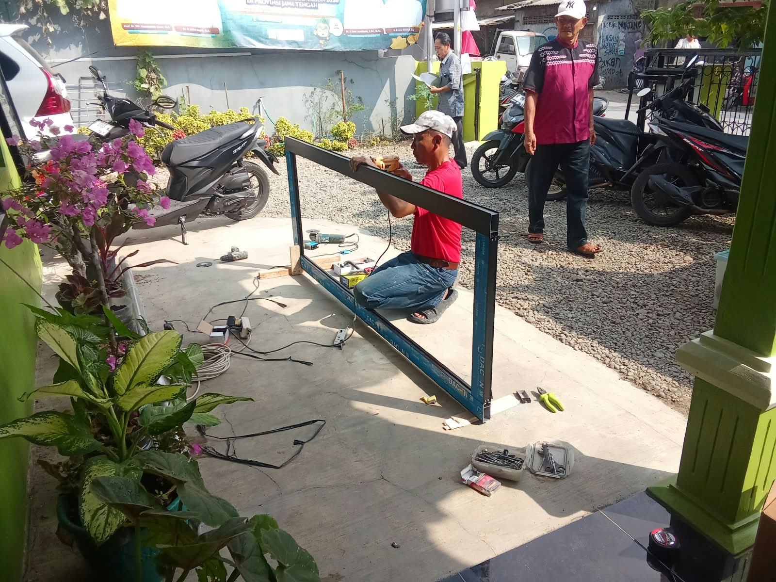 31__9__pengeboran_pintu.jpg