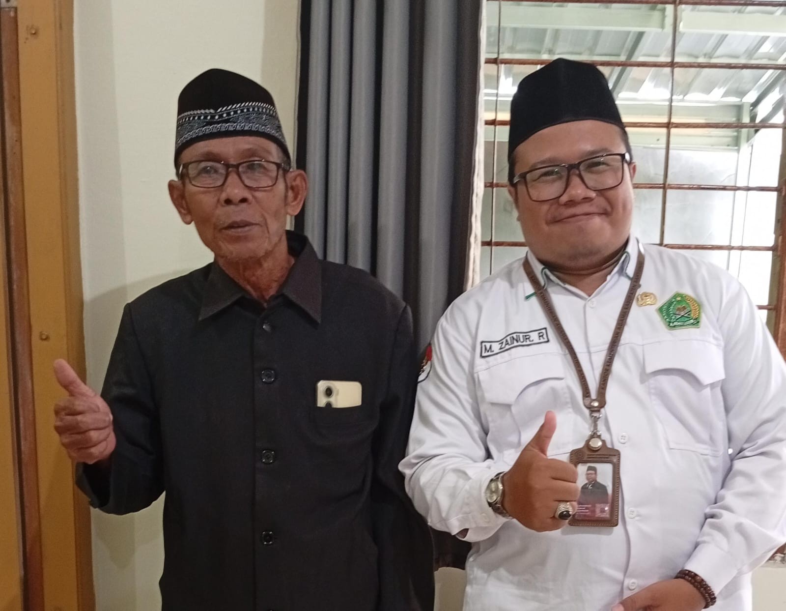 4__keakraban_penyuluh_dengan_Mbah_Warno.jpg