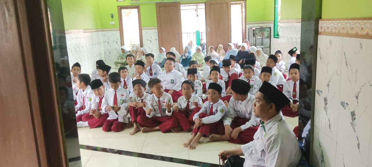 7__latian_wiri_hbz_slt_dzuhur.jpg