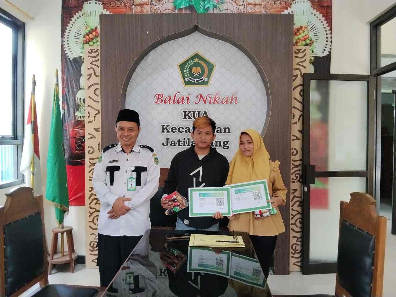 BIMWIN_An__Imam_Priansyah_Dewi_Puji_Ratnasari,_Bantar_11zon.jpeg