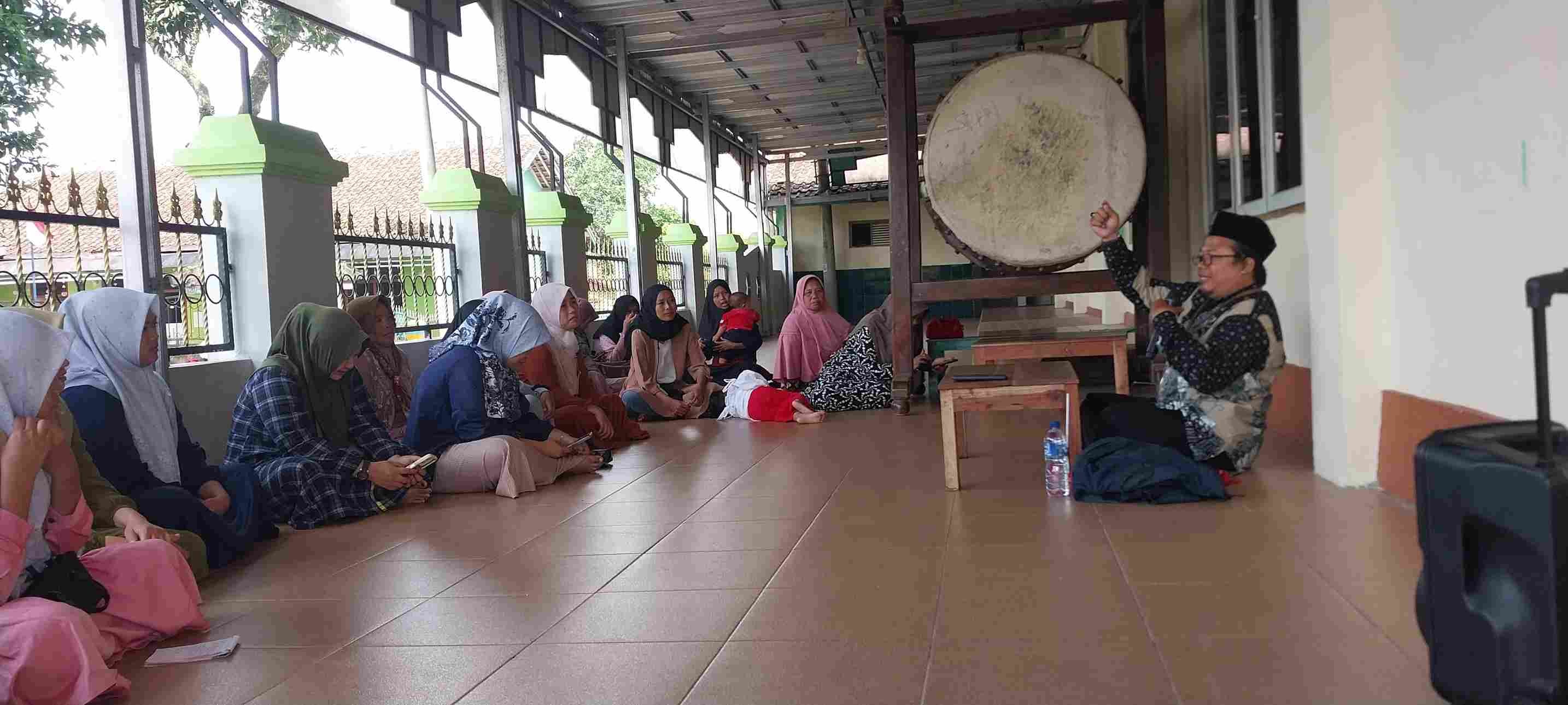 Gambar_WhatsApp_2025-10-09_pukul_12_00_37_bad296e6_11zon.jpg