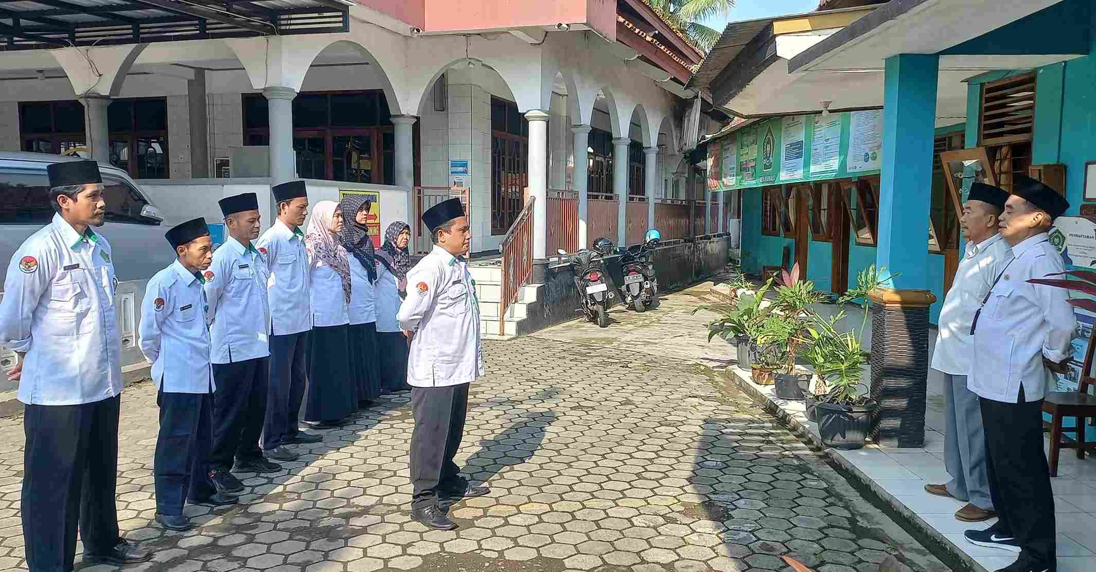 Gambar_WhatsApp_2025-10-13_pukul_15_26_16_891237d8_11zon.jpg