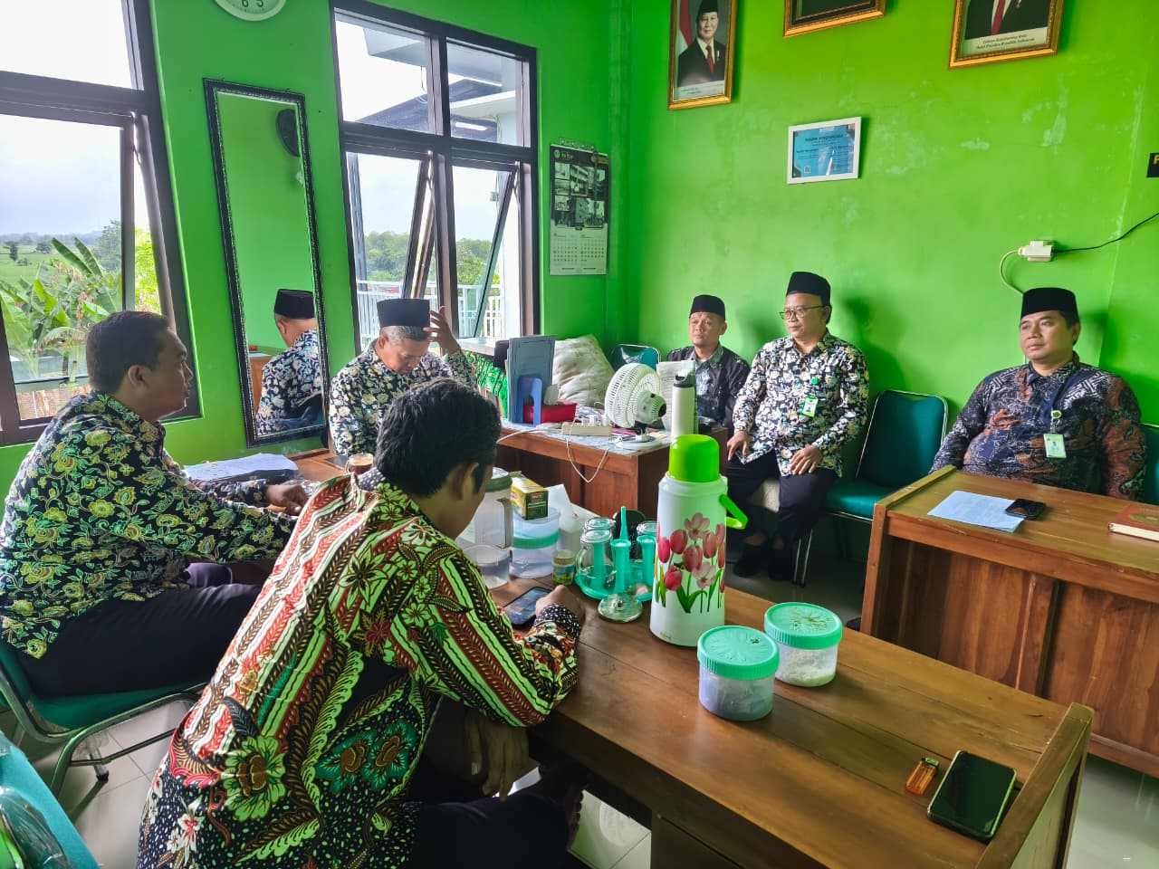 Gambar_WhatsApp_2025-12-04_pukul_16_08_45_951b81f8_11zon.jpg
