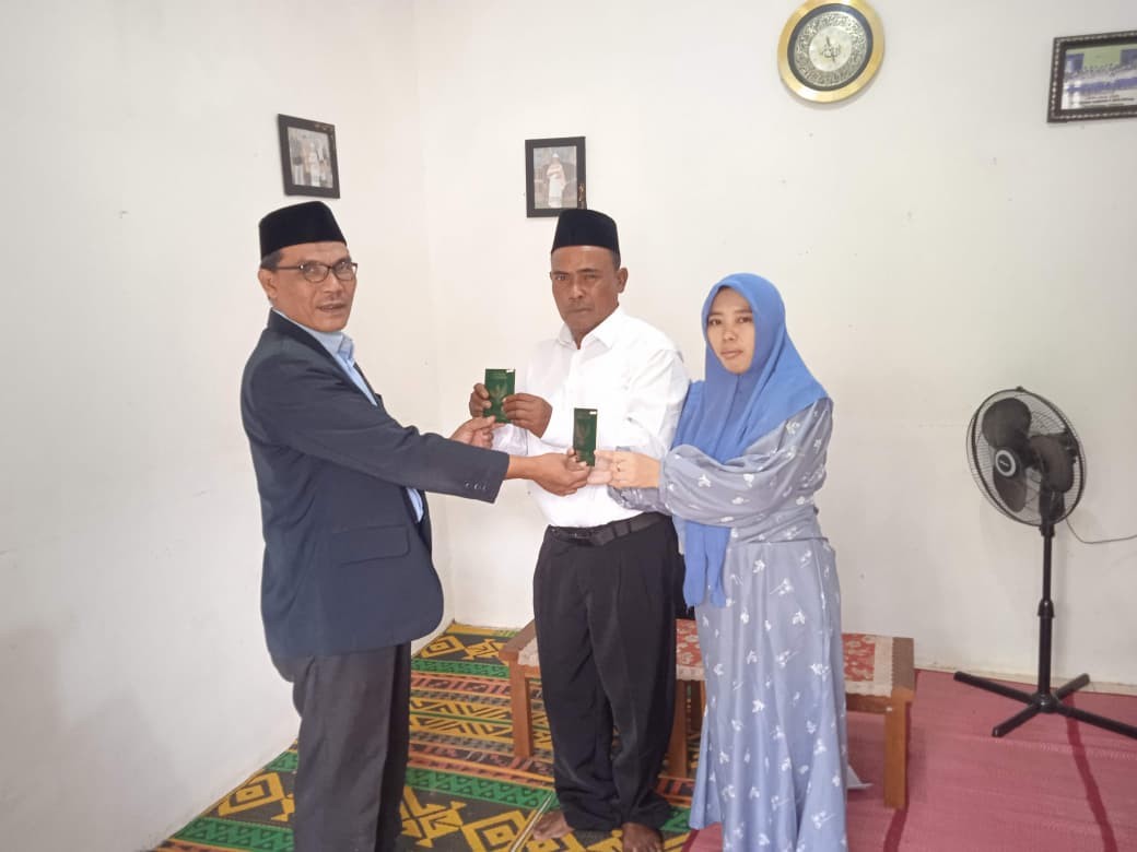 Kuswinarno_Henny-tunjung.jpeg