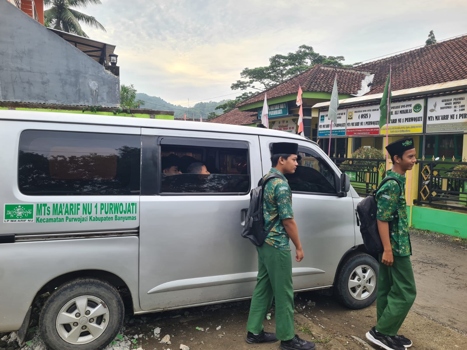 MOBIL_JEMPUTAN.jpeg