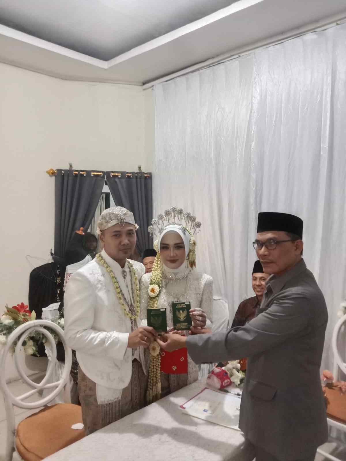 Tri_wahyu_n_Wahyu_nur_11zon.jpeg