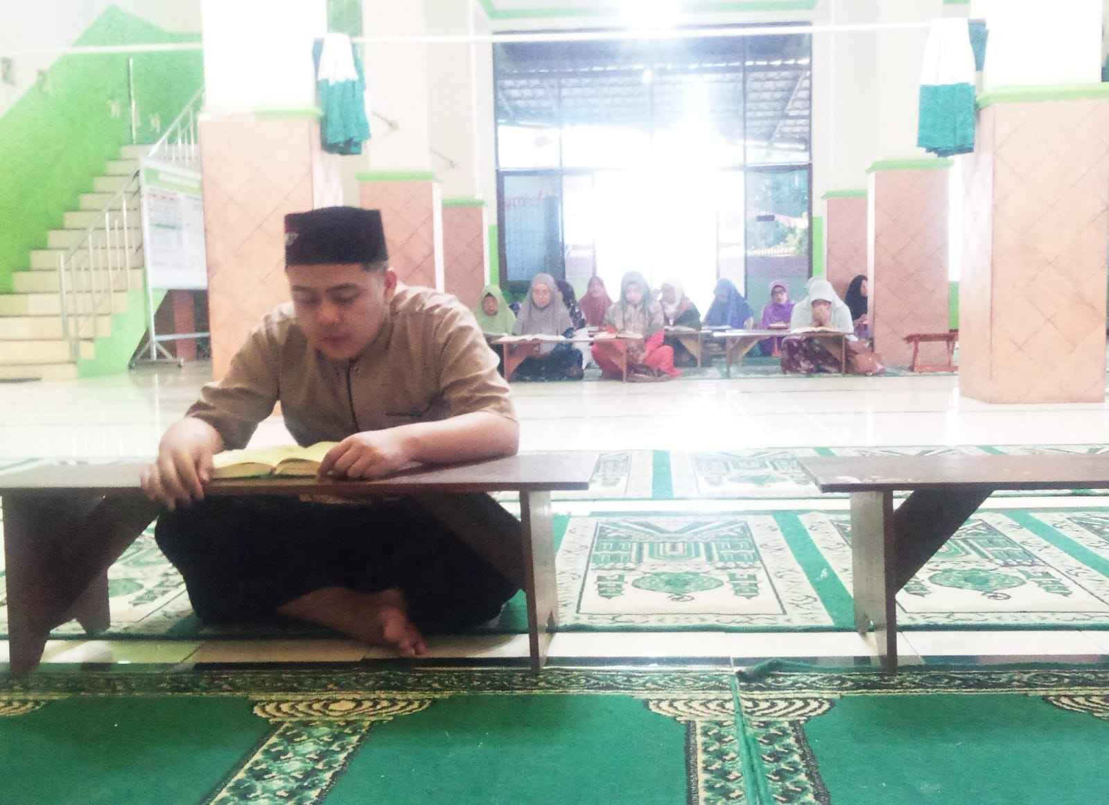 Penyuluh Purwokerto Barat Sampaikan Kajian Tadabbur Al-Quran pada Simakan Juz ke-18 WhatsApp_Image_2026-09-07_at_13_40_32_11zon.jpeg
