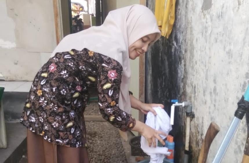 cuci_mukena.jpg