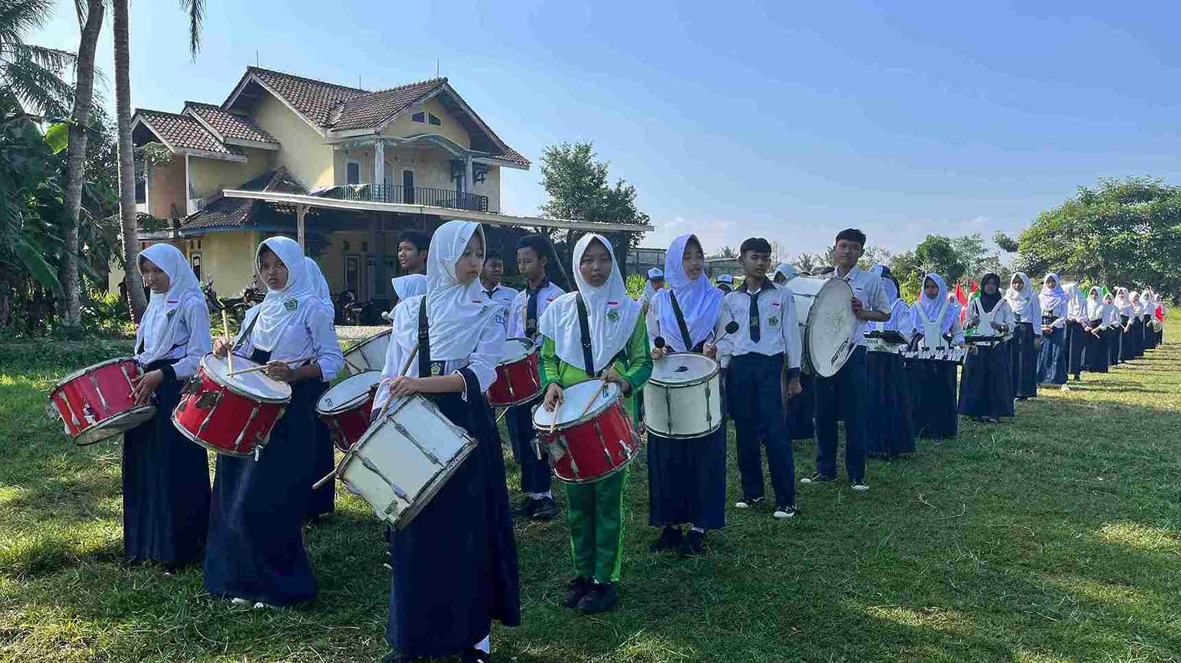 latihan_drumband_etk_11zon.jpg