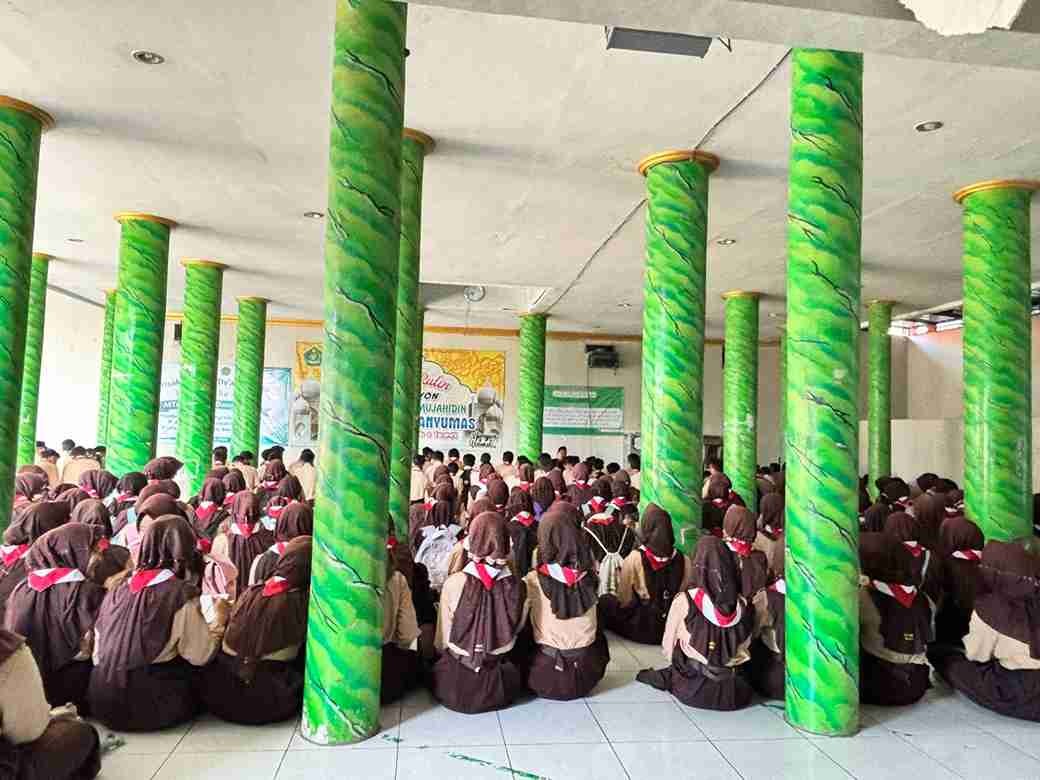 munajat_pagi_jumat_siswa_11zon.jpg