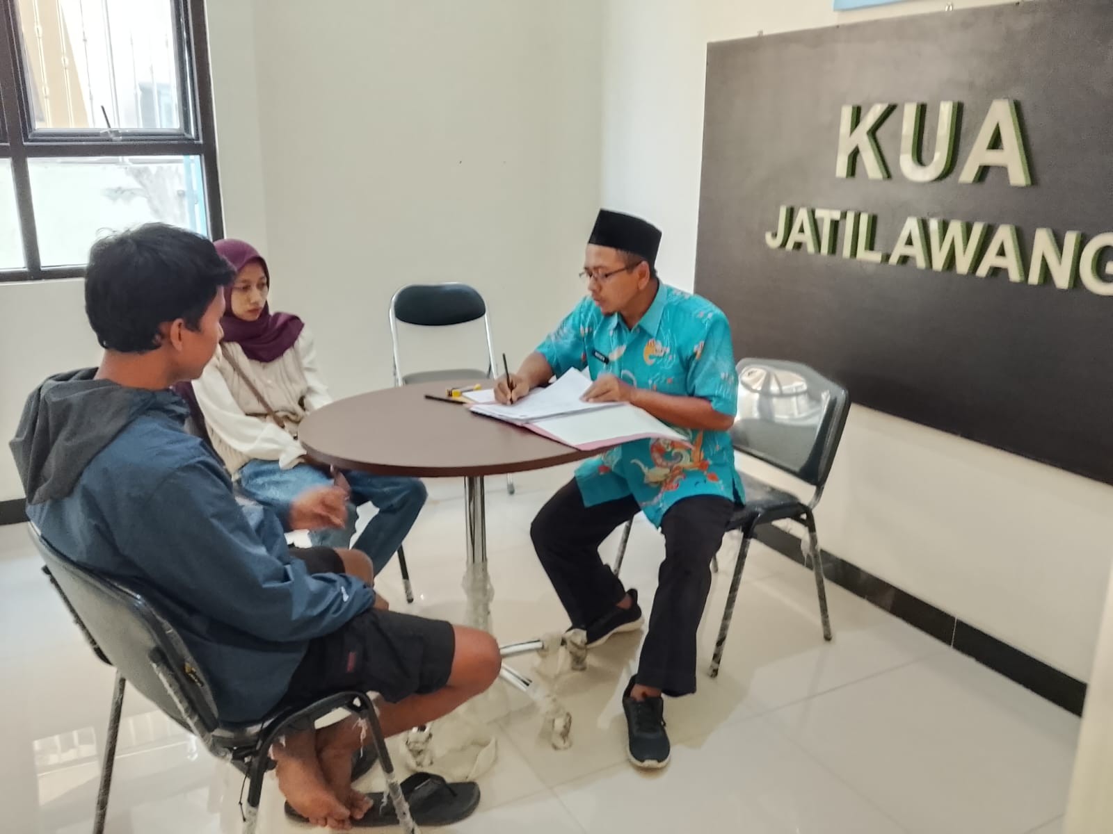paryanto_Pemeriksaan_catin_nazri_yunus_mayzatul,_bantar.jpeg