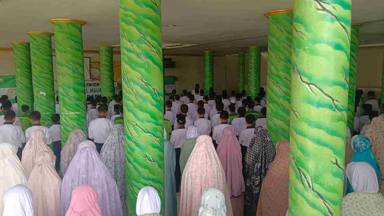 shalat_dhuha_3_agusts_11zon.jpg