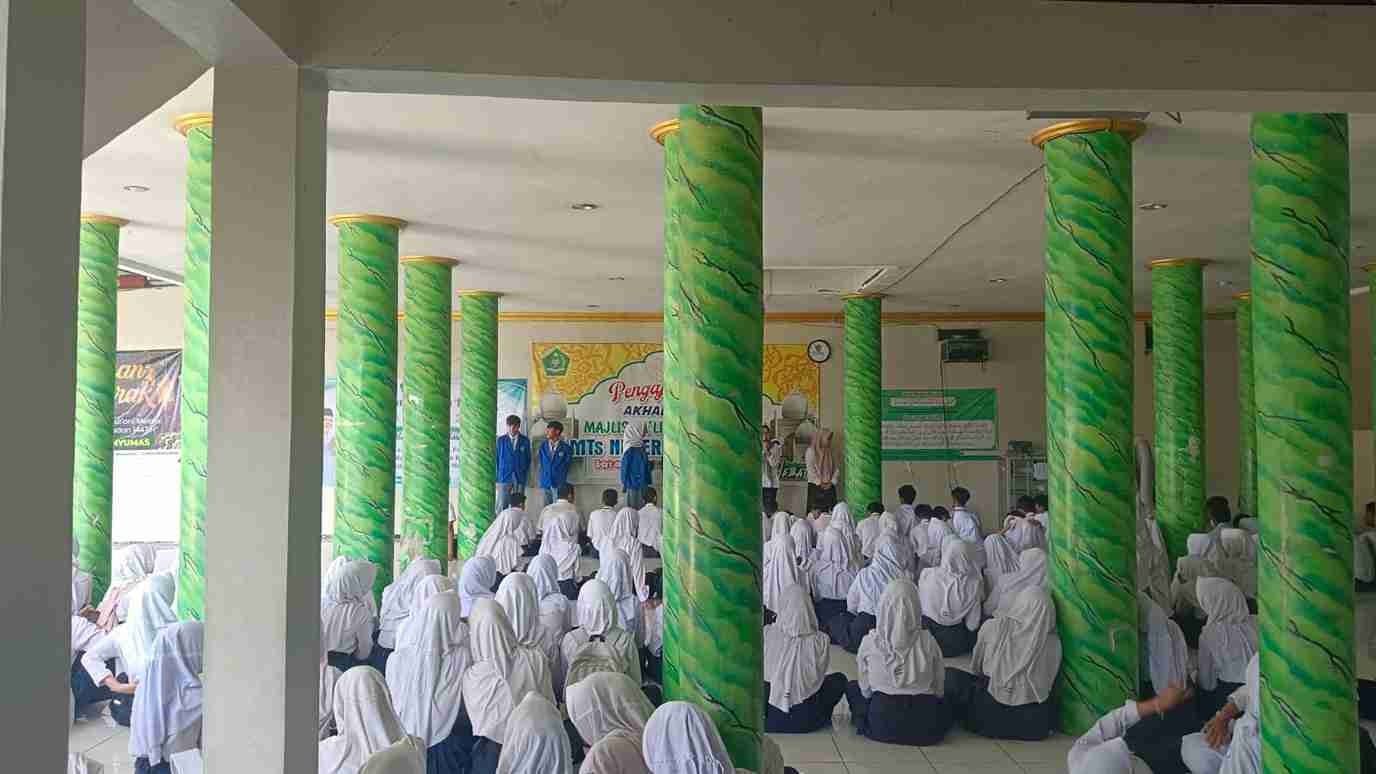 sosialisasi_SMA_SMK_11zon.jpg