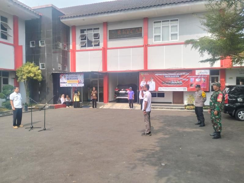 KUA Ikuti Gladi Bersih Upacara Hari Kesaktian Pancasila di Halaman Kantor Kecamatan Baturraden