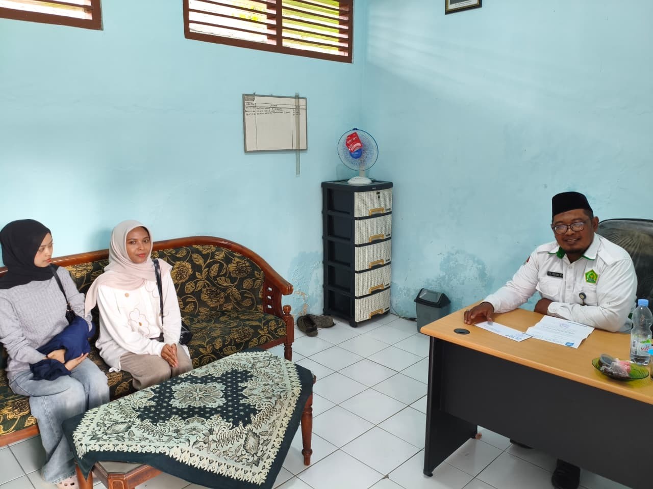 Sinergi KUA dan Dunia Akademik, Mahasiswi UMP Lakukan Penelitian Skripsi