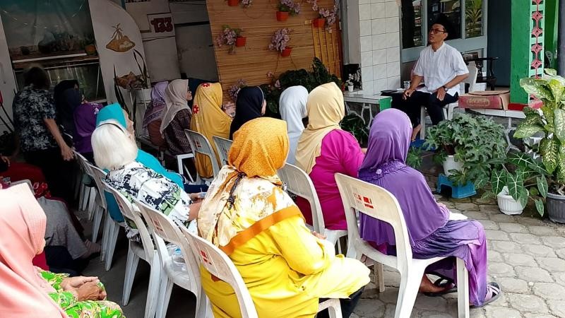 Penyuluh Bina Lansia Sokaraja Wetan, Bahagia, Ceria dan Tetap Produktif di Usia Senja