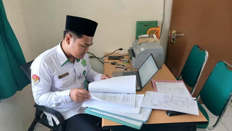 Ketelitian KUA Purwokerto Timur: Pastikan Keabsahan dan Akurasi Data Berkas Nikah Calon Pengantin
