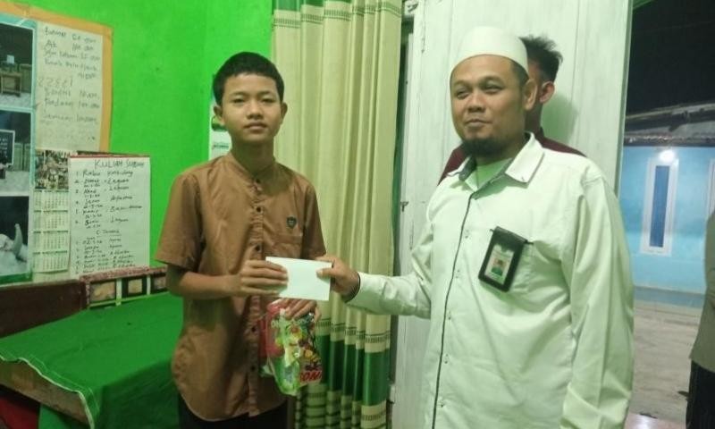 Penyuluh Peduli Sambangi Anak Yatim, Bantu Beasiswa Pendidikan