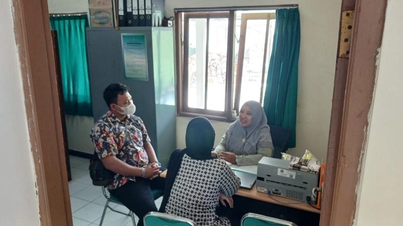 KUA Purwokerto Timur Beri Bimbingan Catin, Tekankan Pengetahuan Keluarga Sakinah dan Manajemen Keuangan