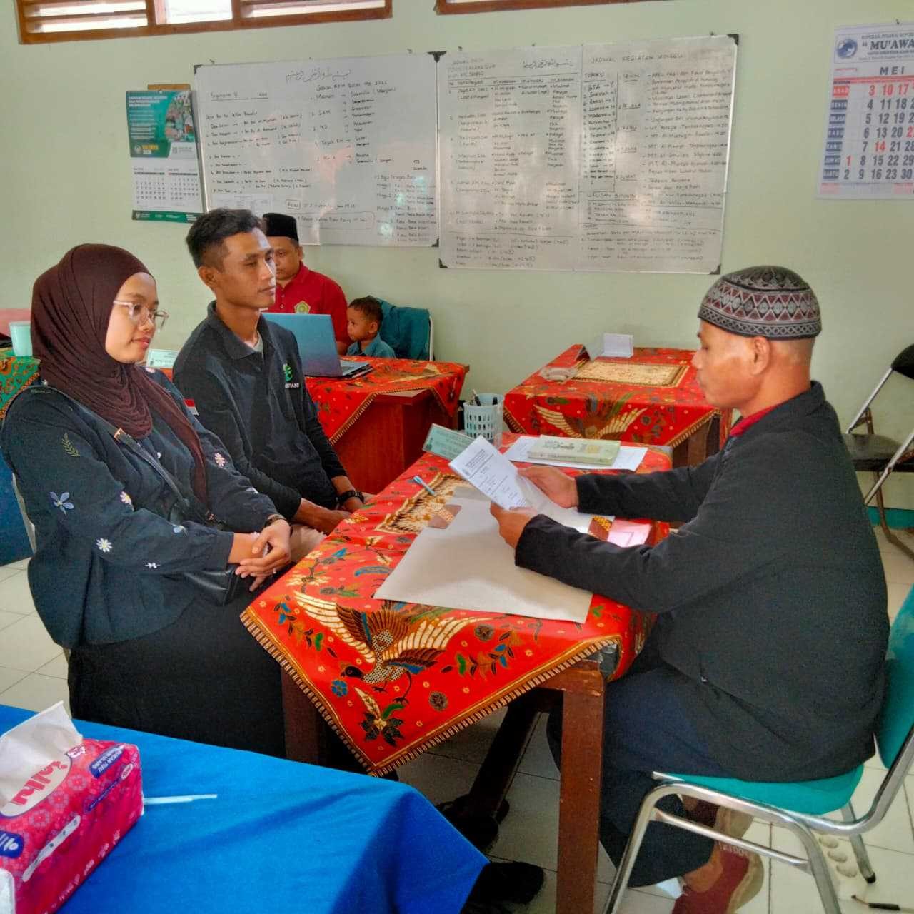 KUA Tanamkan Nilai Sabar dan Syukur kepada Catin melalui Bimwin